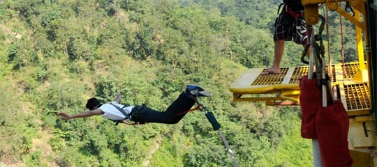 bungee jump in rishikesh